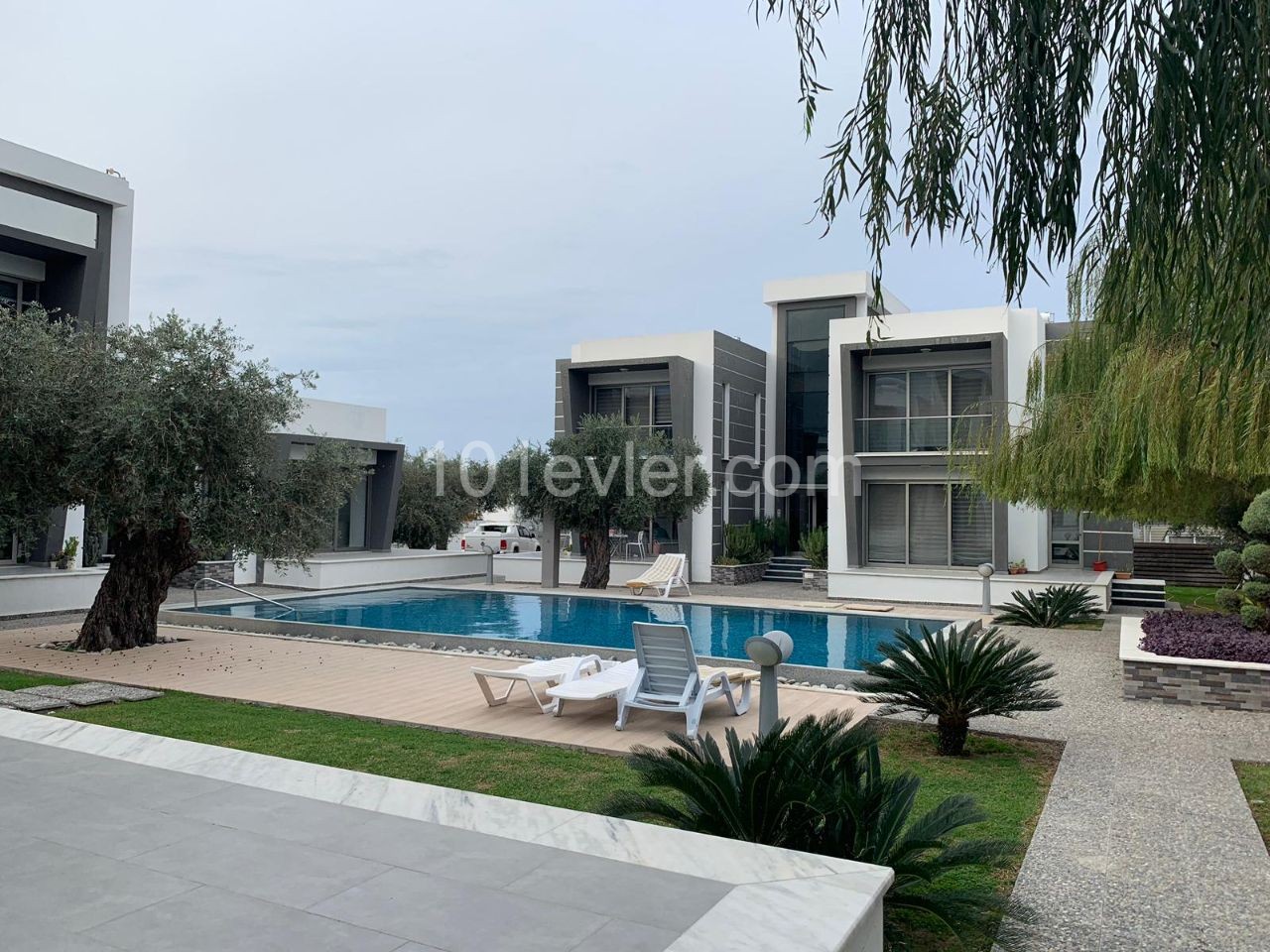 Wohnung Zu Vermieten mit Pool in Kyrenia Chatalköy neue Website ** 