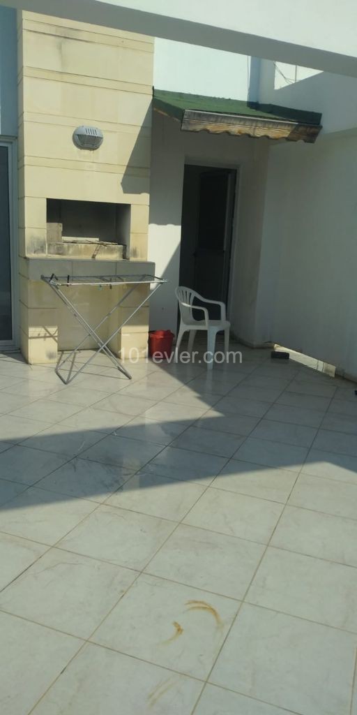 Girne ‘de Merkezde(Kaşgar) 1+1 Penthouse