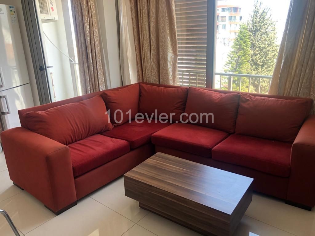 Girne Merkez'de Anayola Yürüyüş Mesafesinde Kiralık Yeni 1+1