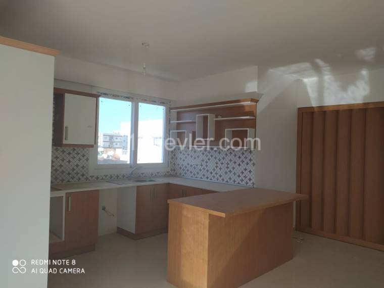 Nikosia Marmara Wohnung Zu Verkaufen 2 1 ** 