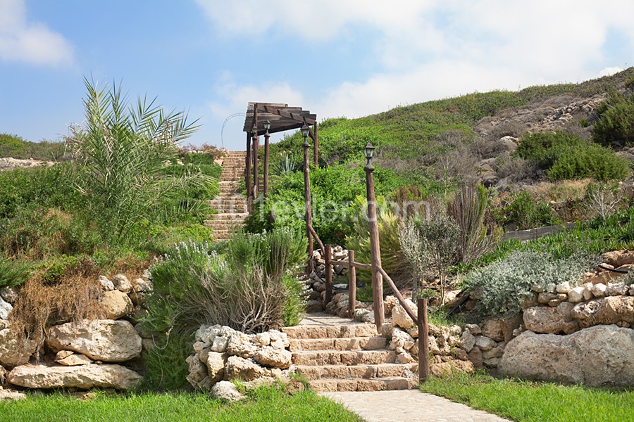 3 Bedroom Villa for sale 220 m² in Tatlısu, Mağusa, North Cyprus