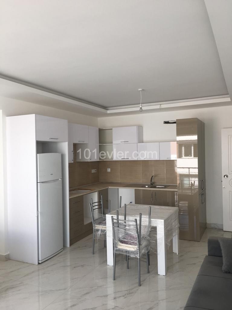 Wohnung Zum Verkauf In Kyrenia Alsancak 3 1 ** 