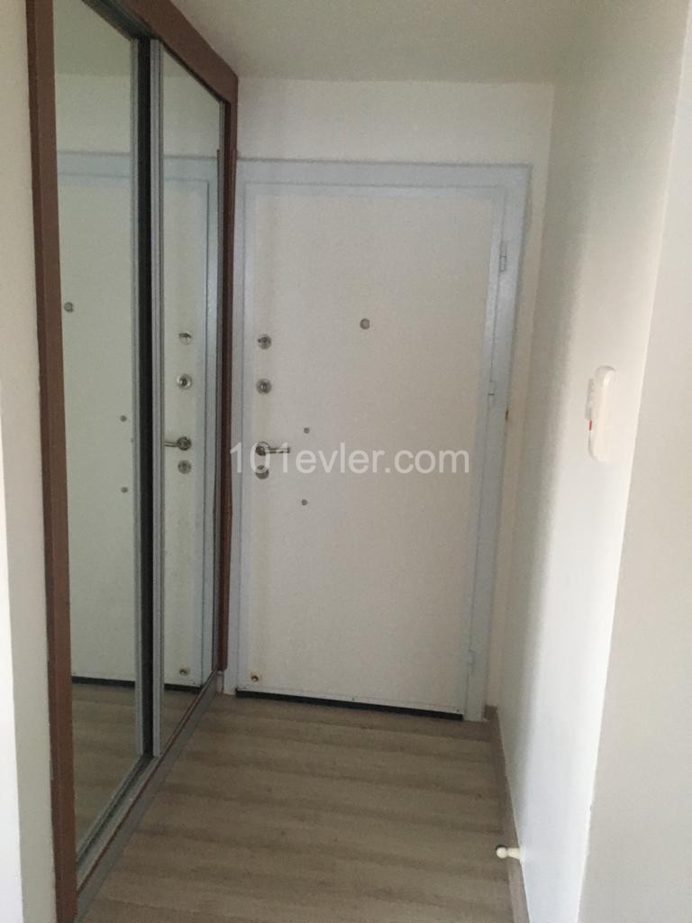 Penthouse Zu Verkaufen In Kyrenia Alsancak 3 1 ** 