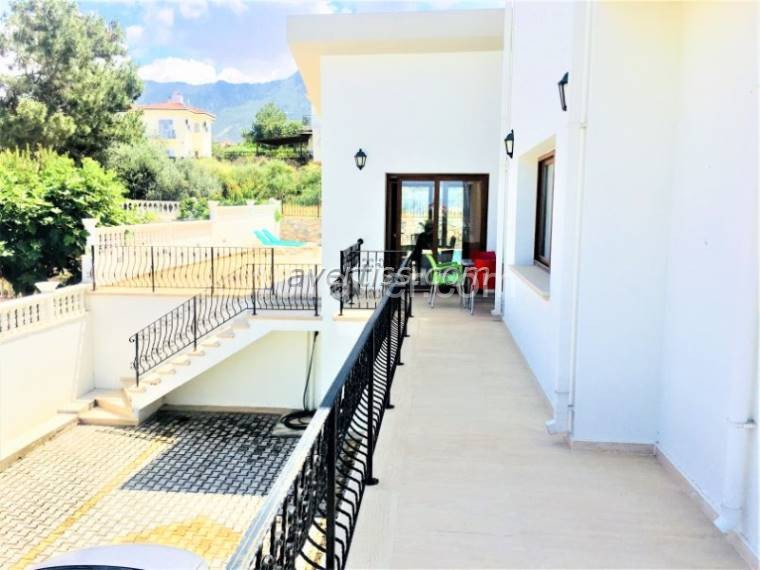 Girne Çatalköy Satılık Villa 4 1