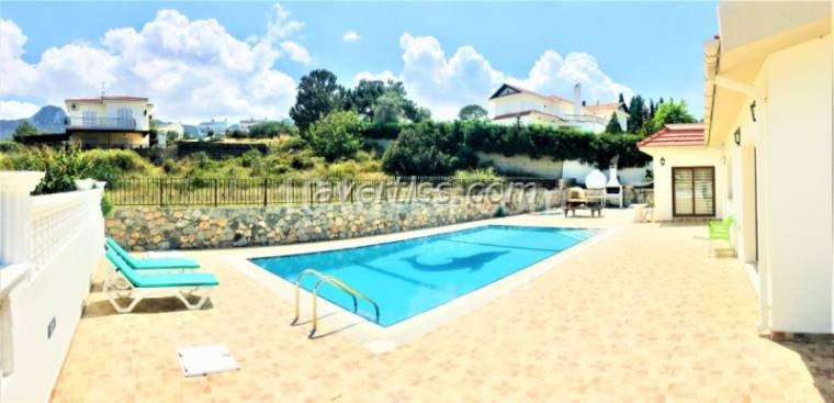 Girne Çatalköy Satılık Villa 4 1