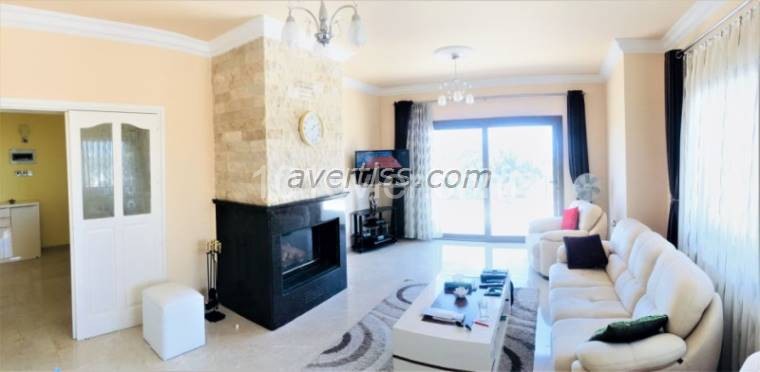 4 Bedroom Villa for sale 300 m² in Çatalköy, Girne, North Cyprus