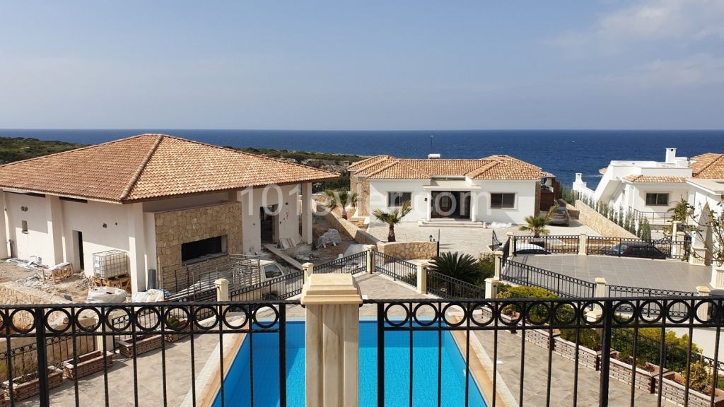 5 Bedroom Villa for sale 320 m² with private pool and fireplace in Esentepe, Girne, North Cyprus