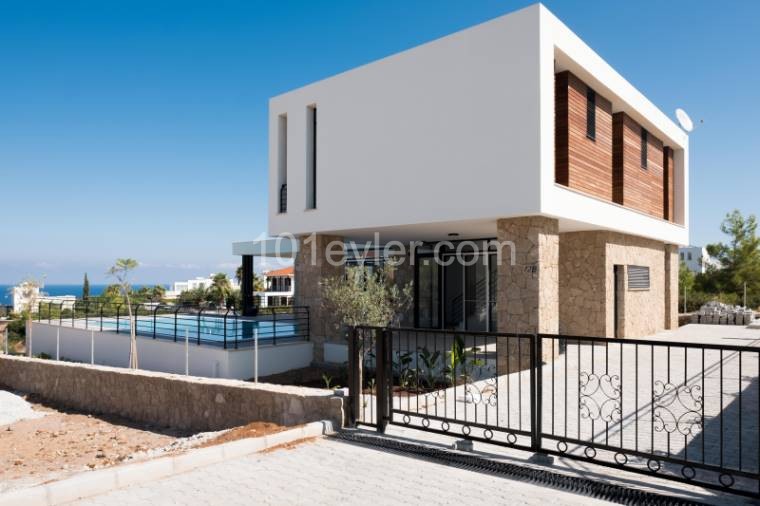 Villa Zu Verkaufen In Kyrenia Esentepe 3 1 ** 