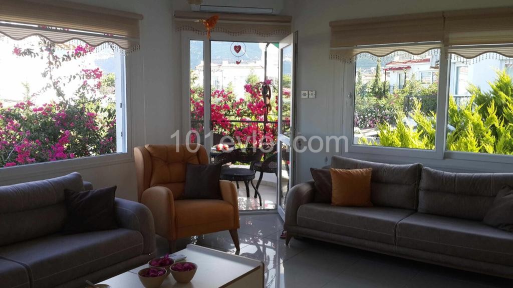 3 Bedroom Flat for sale 200 m² in Lapta, Girne, North Cyprus