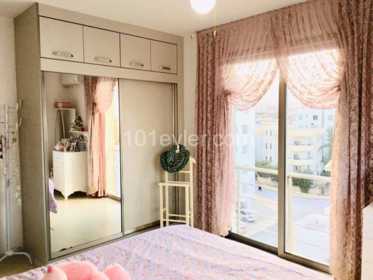 3 Bedroom Flat for sale 120 m² in Girne Merkez, Girne, North Cyprus