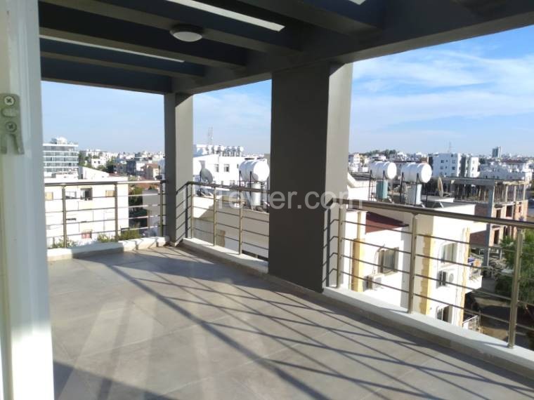 2 Bedroom Penthouse for sale 100 m² in Küçük Kaymaklı, Lefkoşa, North Cyprus