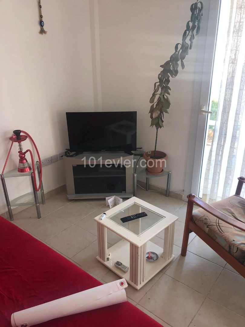 Flat for Sale in Girne Center with Turkish Title