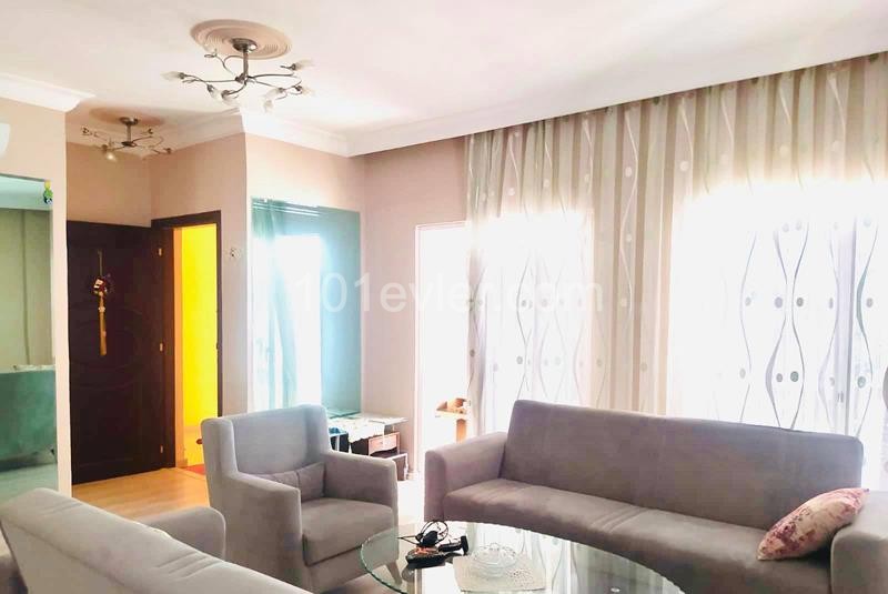 Girne Merkez Satılık Penthouse 3 1