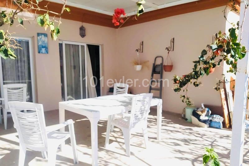 Penthouse In Kyrenia Zentrum Zu Verkaufen 3 1 ** 