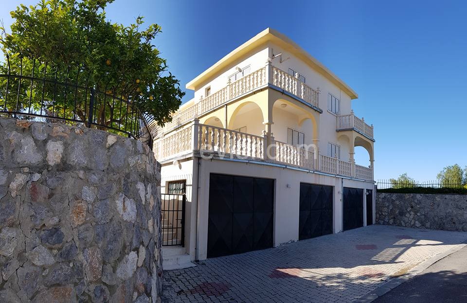 5 Bedroom Villa for sale 350 m² in Bellapais, Girne, North Cyprus