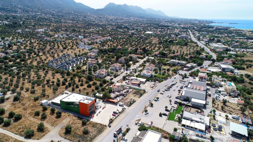 Kyrenia Chatalköy Zu Verkaufen Villa 3 1 ** 