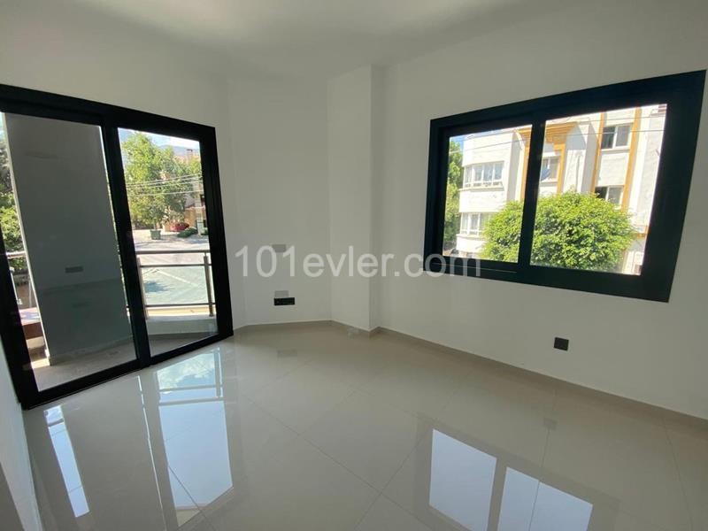 2 Bedroom Flat for sale 80 m² in Girne Merkez, Girne, North Cyprus