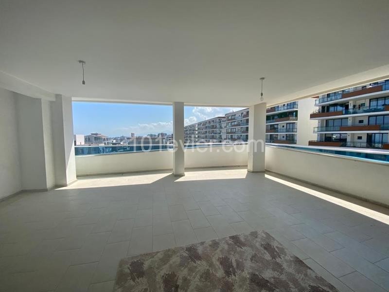 2 Bedroom Penthouse for sale 147 m² in Girne Merkez, Girne, North Cyprus