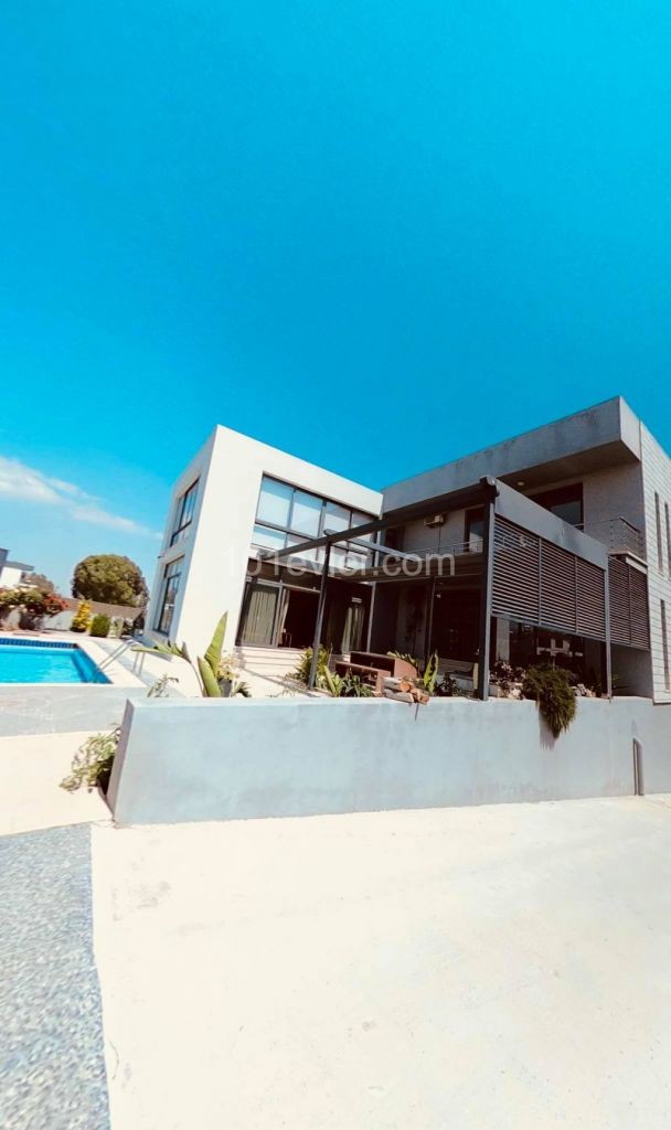 5 Bedroom Villa for sale 500 m² with fireplace in Yenikent, Lefkoşa, North Cyprus