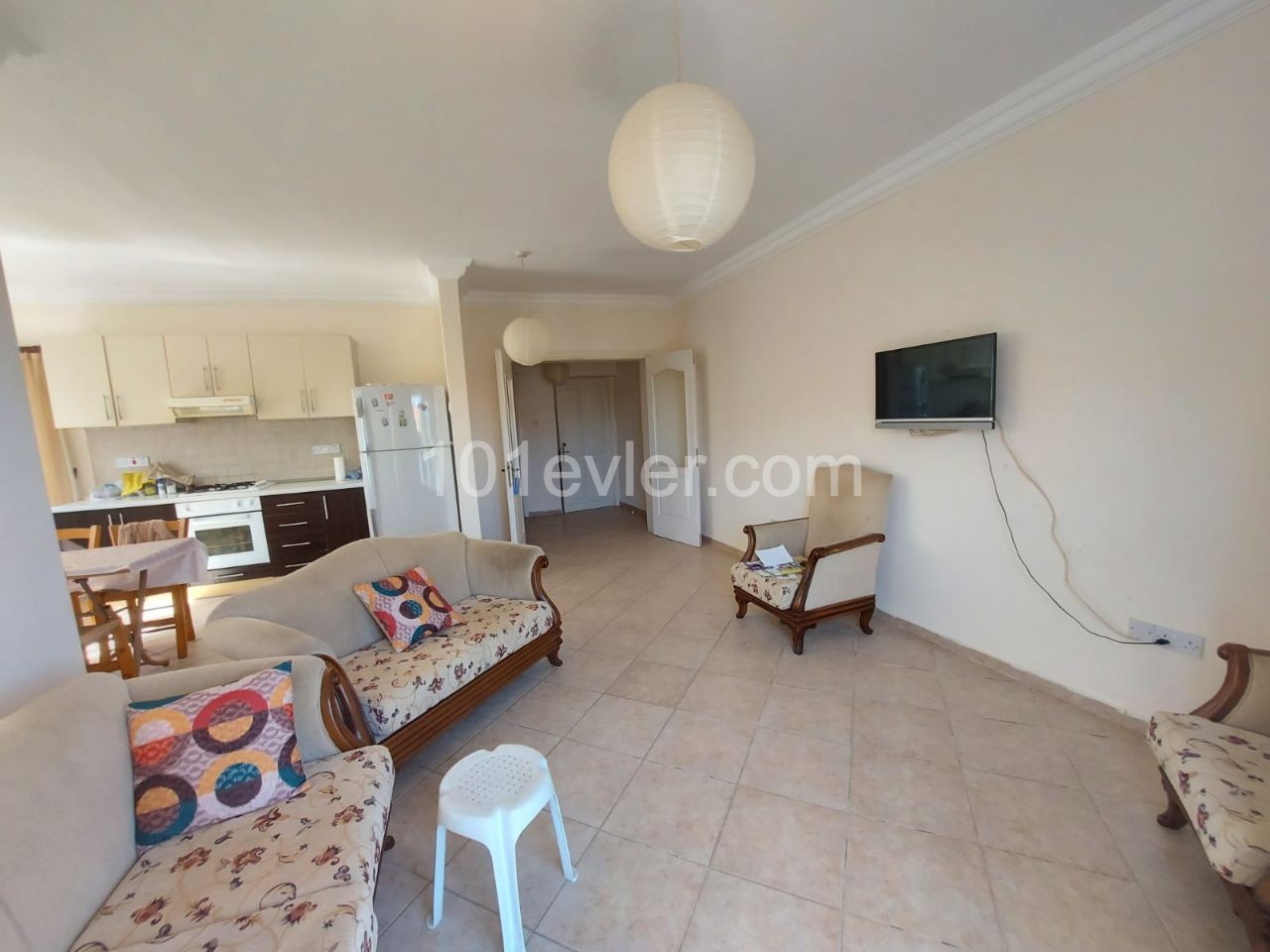 3+1 Flat with Shared Pool in a Garden Complex in Edremit, Girne