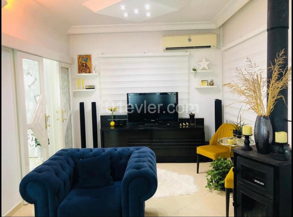 3+1 Twin Villa For Rent in Girne Bellapayista