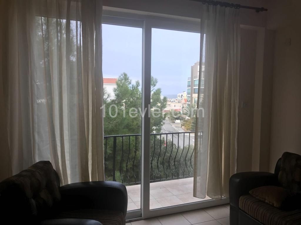 Girne Merkez'de Satılık 2+1 Daire 