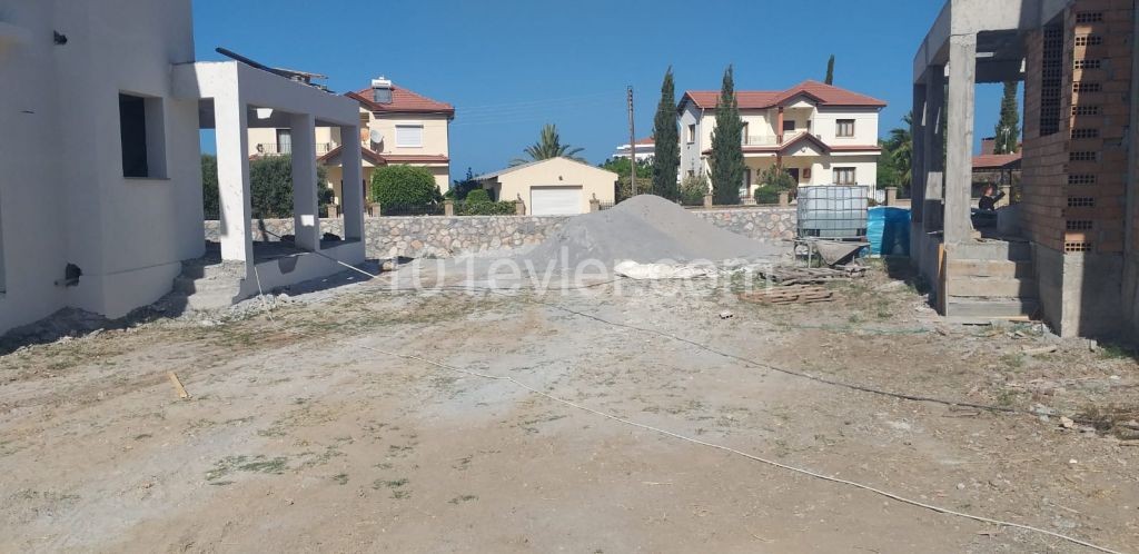 Wohnung Zum Verkauf In Kyrenia Alsancak 2 1 ** 