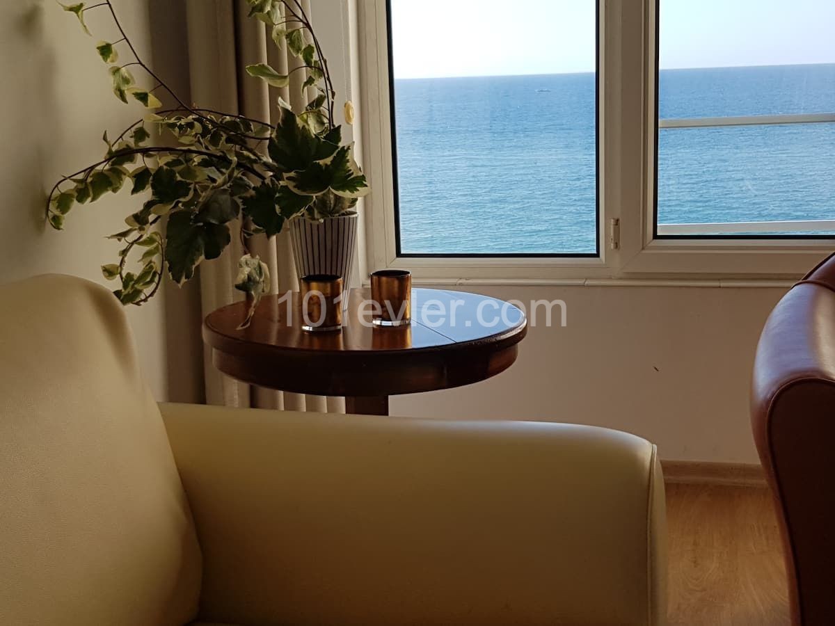 3 Bedroom Flat for sale 120 m² in Girne Merkez, Girne, North Cyprus