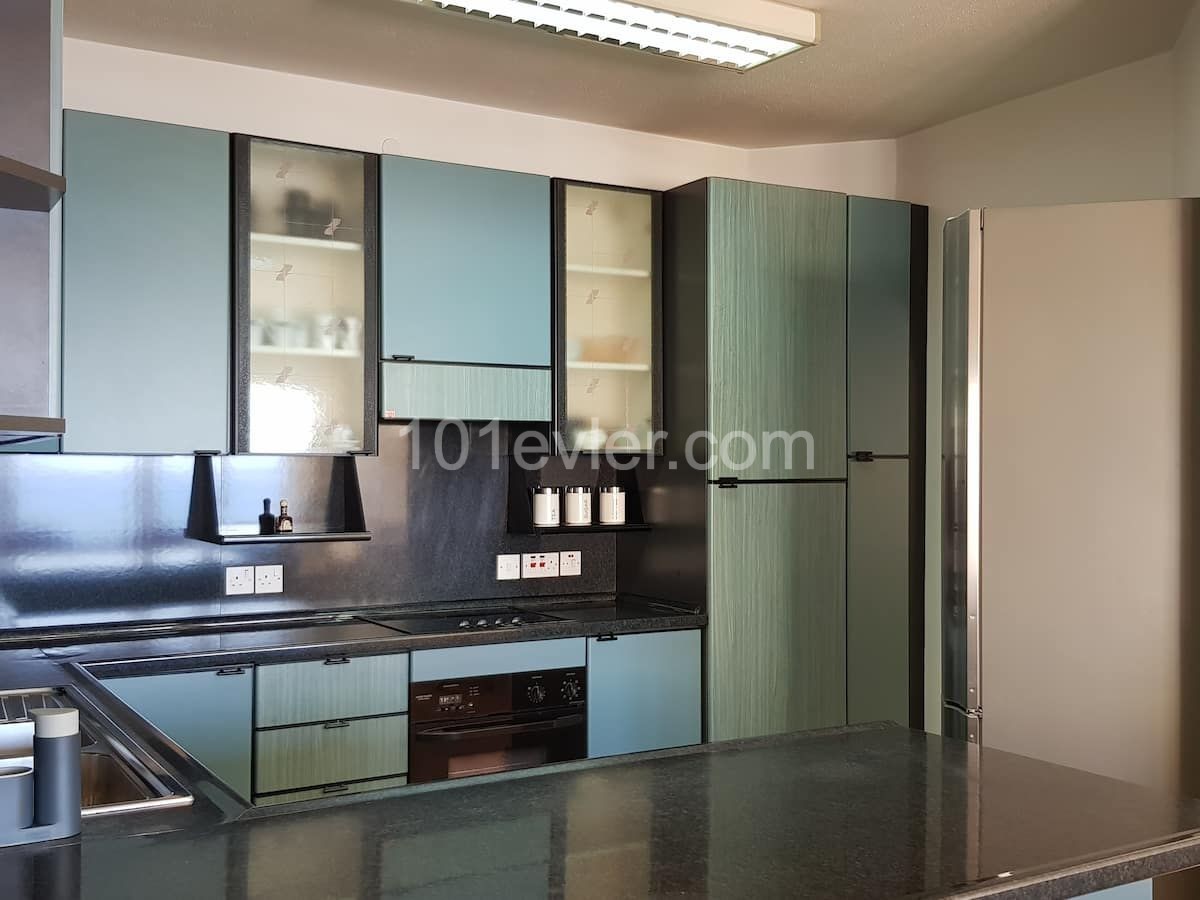 3 Bedroom Flat for sale 120 m² in Girne Merkez, Girne, North Cyprus