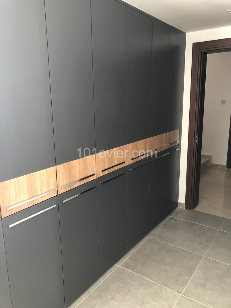 3 Bedroom Flat for sale 120 m² in Girne Merkez, Girne, North Cyprus