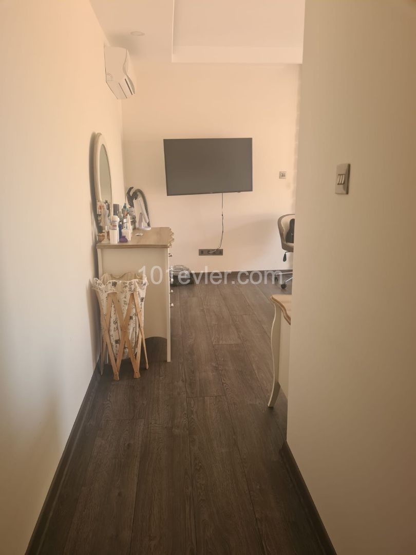 Girne Merkez Satılık Penthouse 3 1