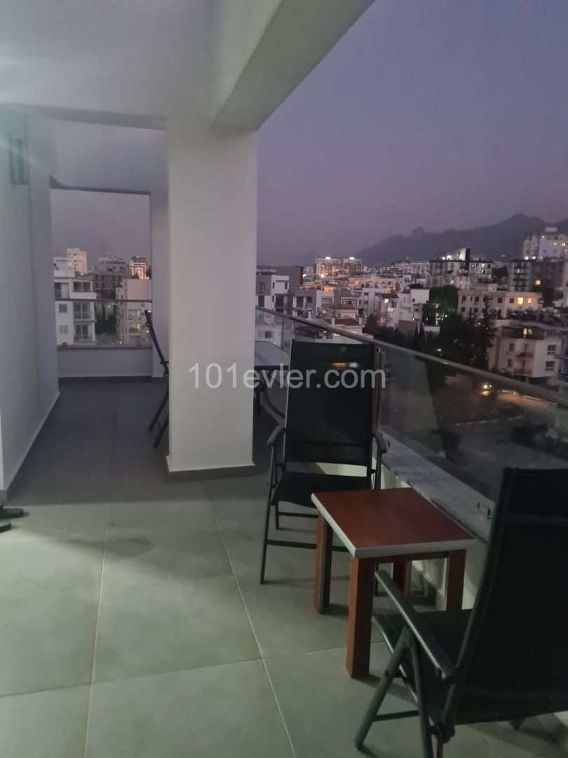 Girne Merkez Satılık Penthouse 3 1