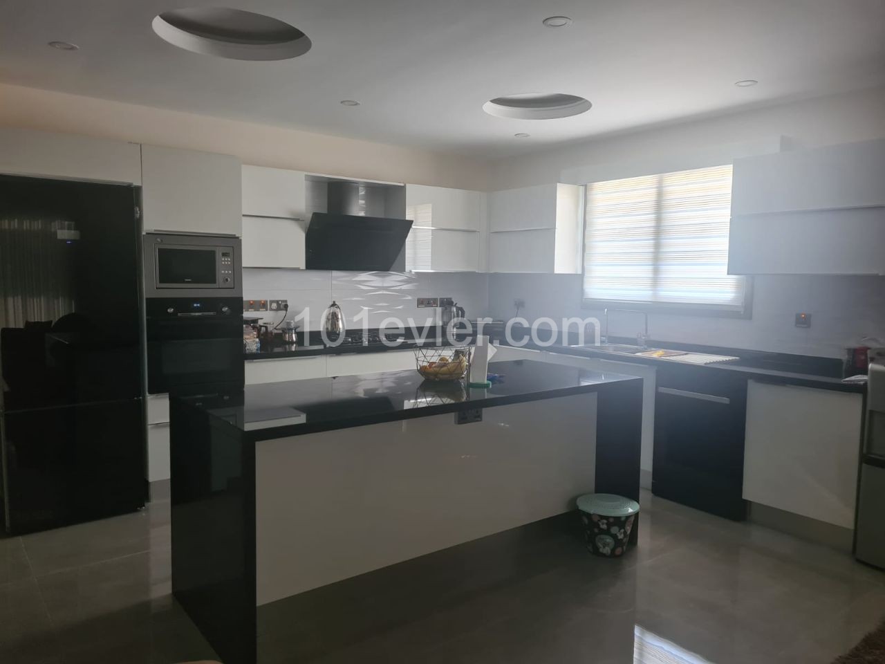 Girne Merkez Satılık Penthouse 3 1