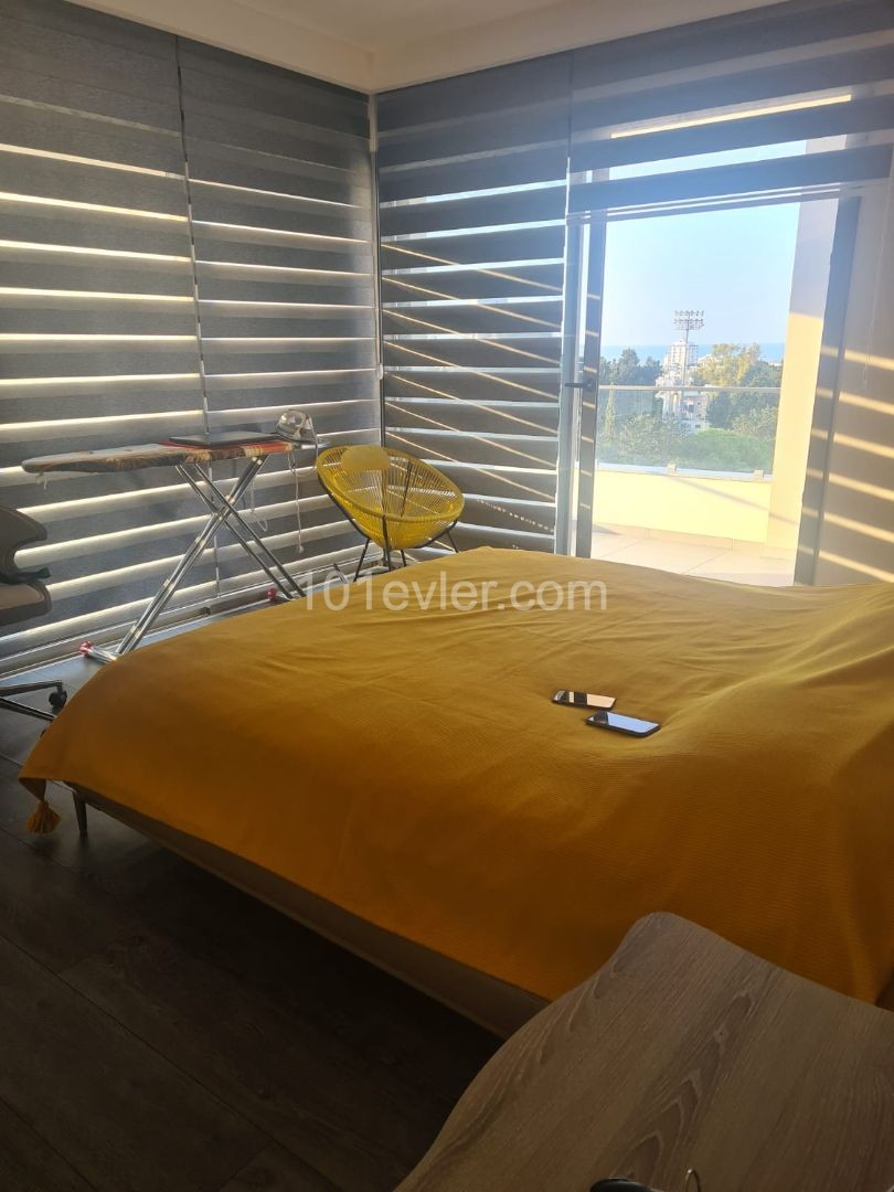 Girne Merkez Satılık Penthouse 3 1