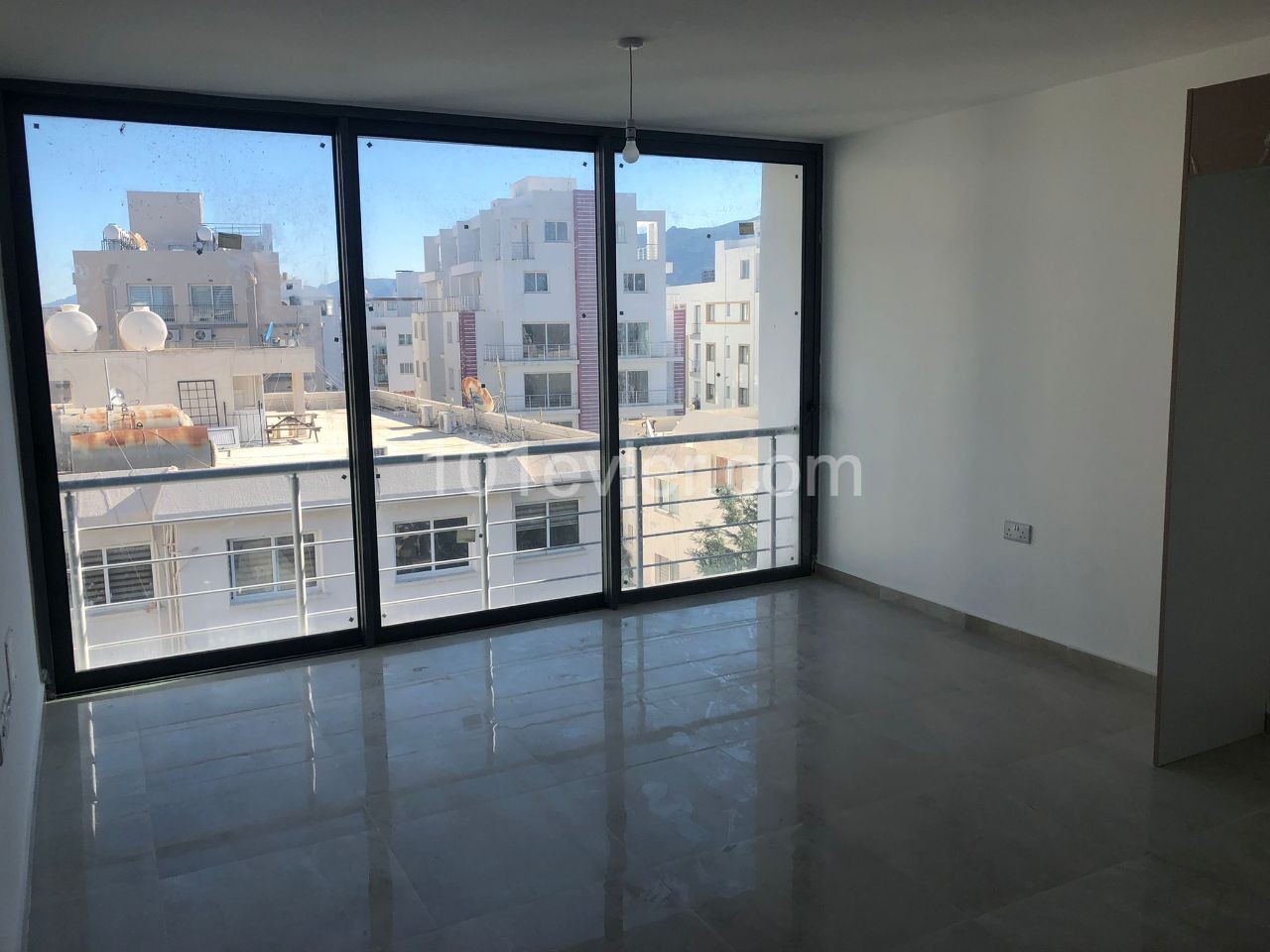 ZERO FURNISHED 2+1 Flat for Rent in Girne Center