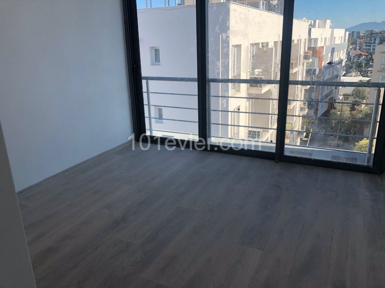 ZERO FURNISHED 2+1 Flat for Rent in Girne Center