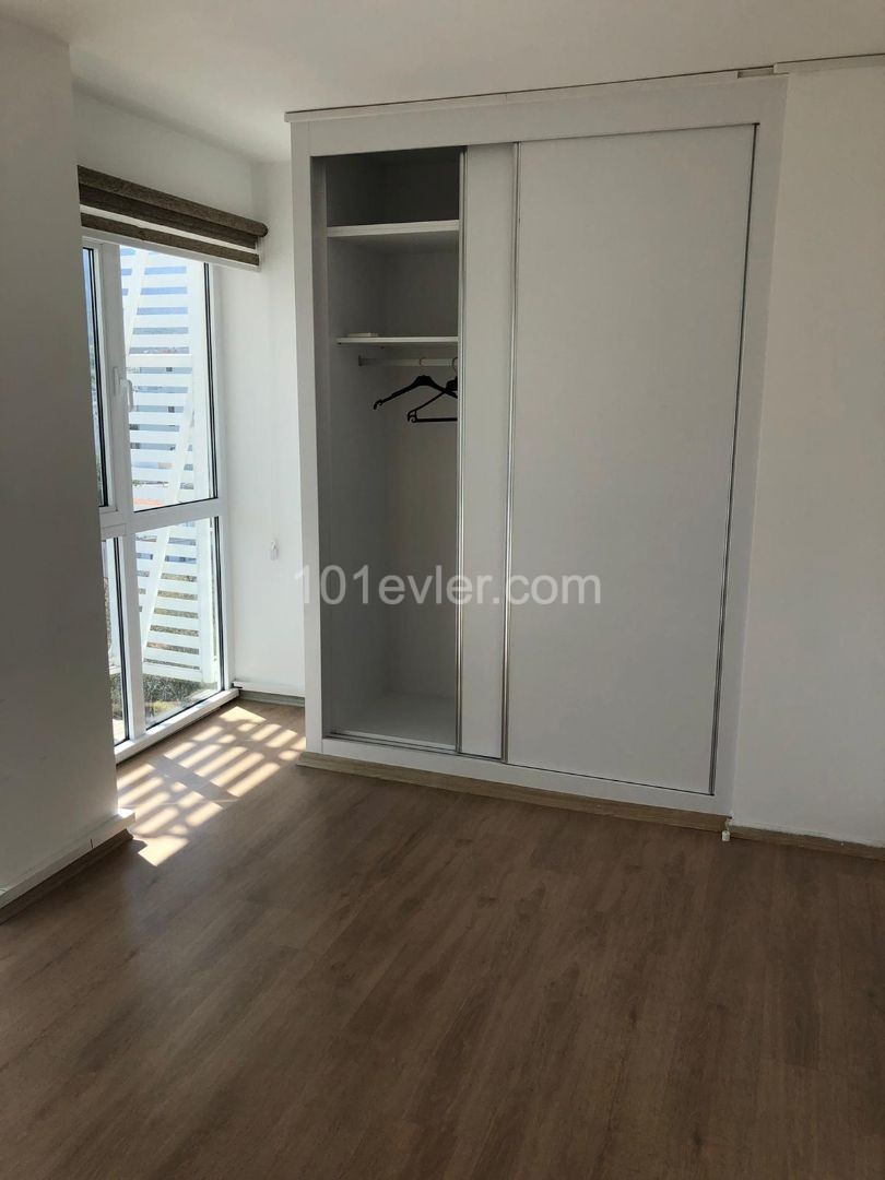 Girne Merkez Kiralık Daire 3 1