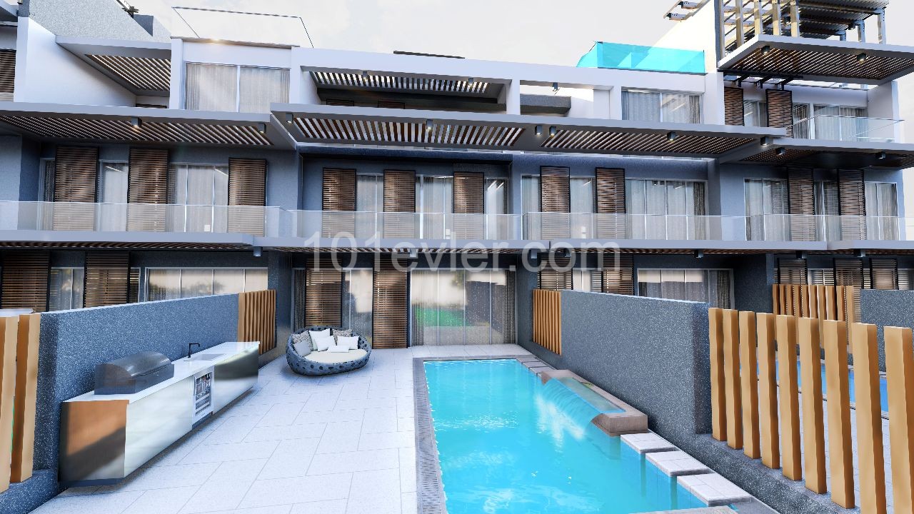 Kyrenia Esentepe flat for sale triplex 3+1 with private pool