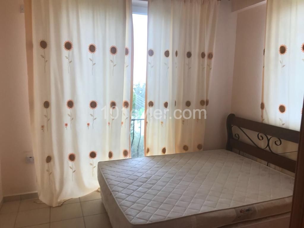 Girne Merkez'de Kiralık EŞYALI 2+1 Daire