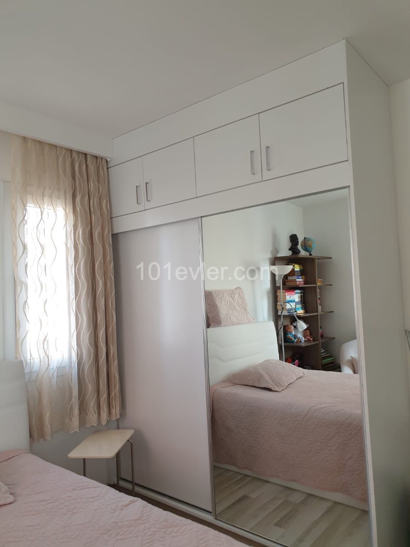 2+1 For Rent In The Complex With Pool In The Center Of Kyrenia