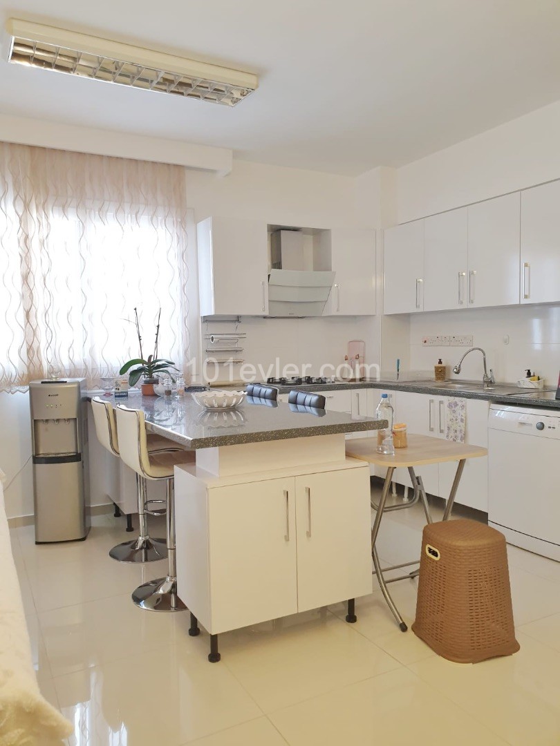 2+1 For Rent In The Complex With Pool In The Center Of Kyrenia