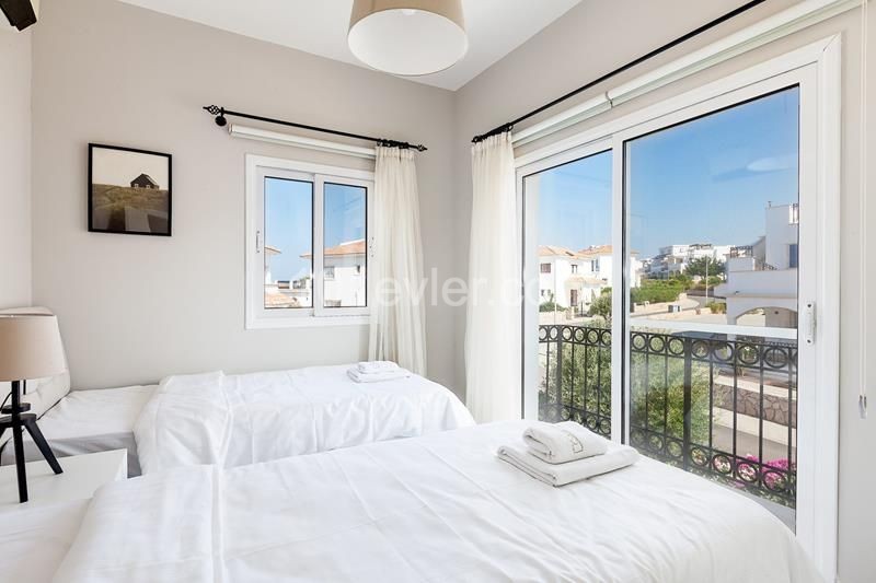 Kyrenia Esentepe Villa For Sale 5+1