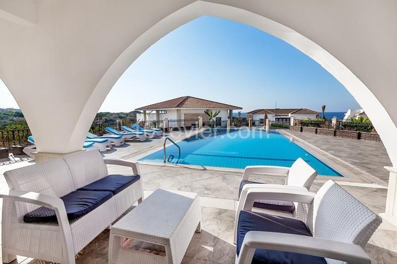 Kyrenia Esentepe Villa For Sale 5+1