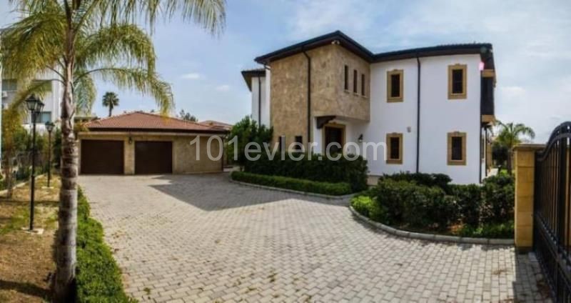 Villa Zu Verkaufen In Nikosia Yenikent 3 + 1 ** 