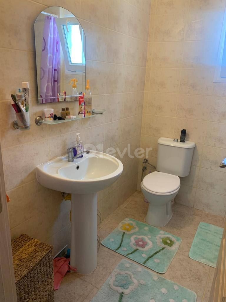 Lefke Gaziveren Flat For Rent 2+1