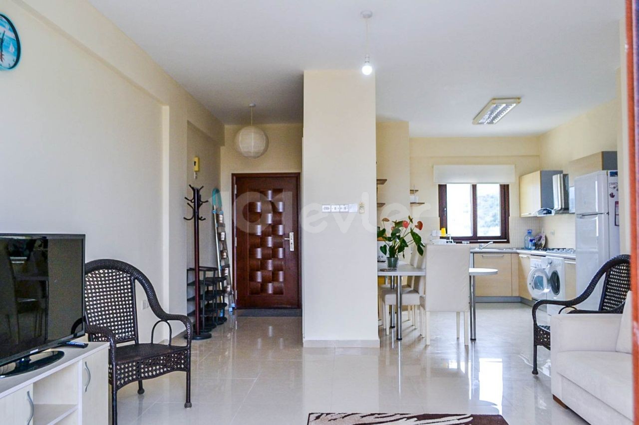 Kyrenia Esentepe Penthouse for Rent 3+1