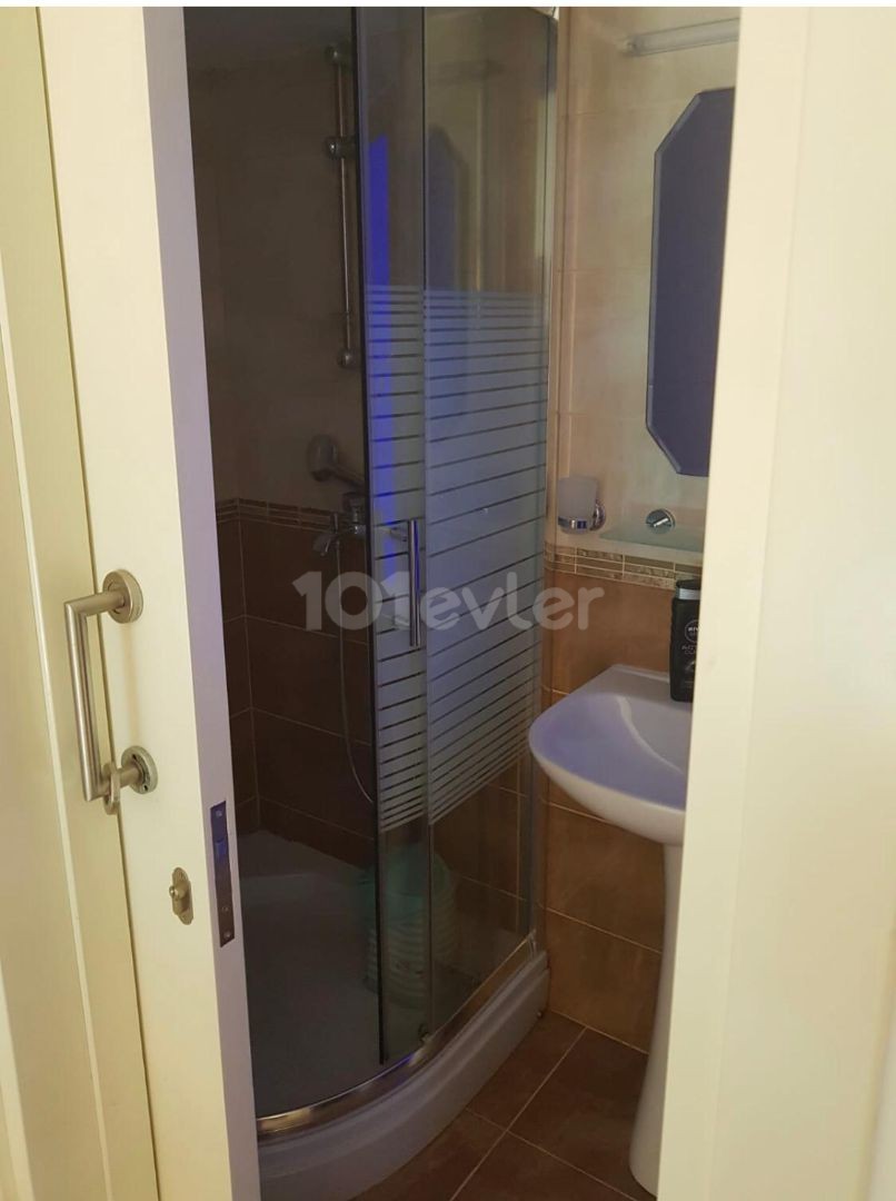 1+1 Flat for Daily Rental in Girne / Karaoğanoğlu Site