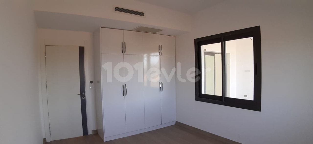 Kyrenia Zeytinlik Flat For Sale 2+1