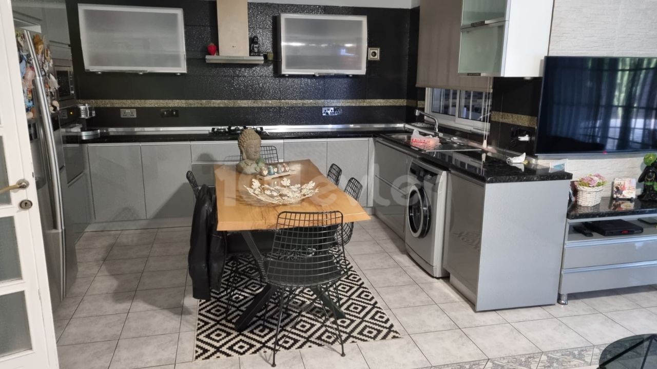 Lefkoşa Ortaköy Satılık Villa 3+1