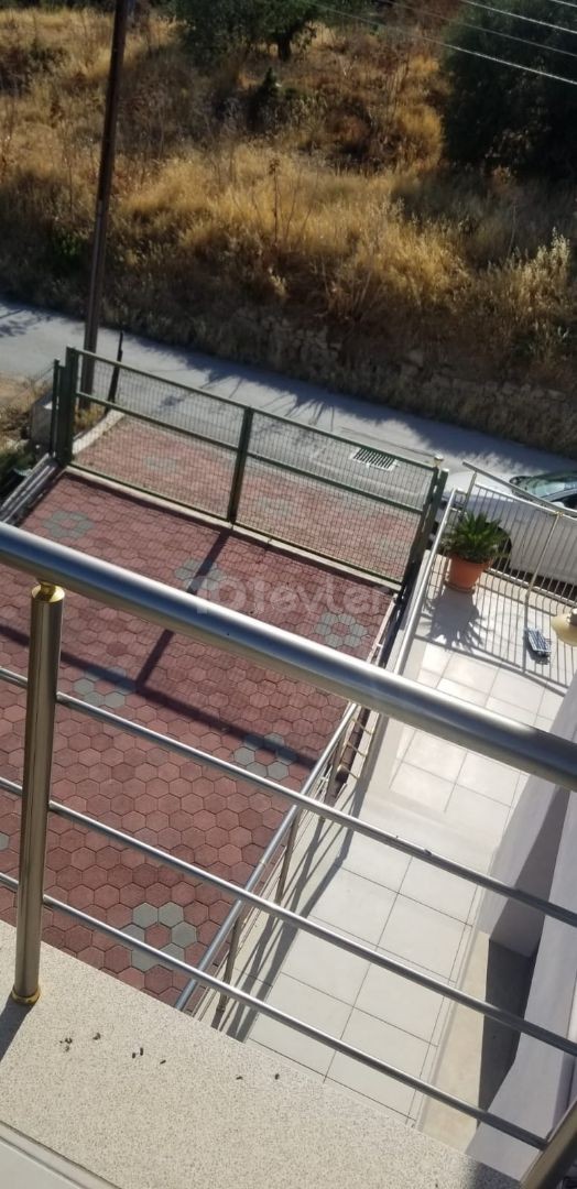 Großes Einfamilienhaus Zum Verkauf In Kyrenia Bosporus ** 